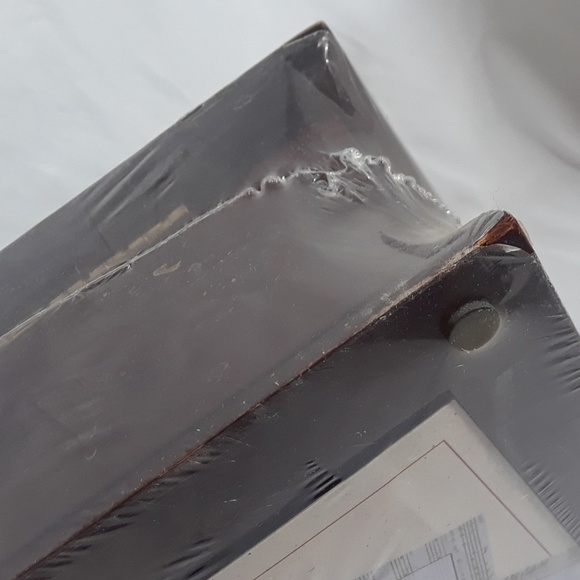 Fine Stationery in a Solid Hardwood Keepsake Chest - Picture 6 of 8